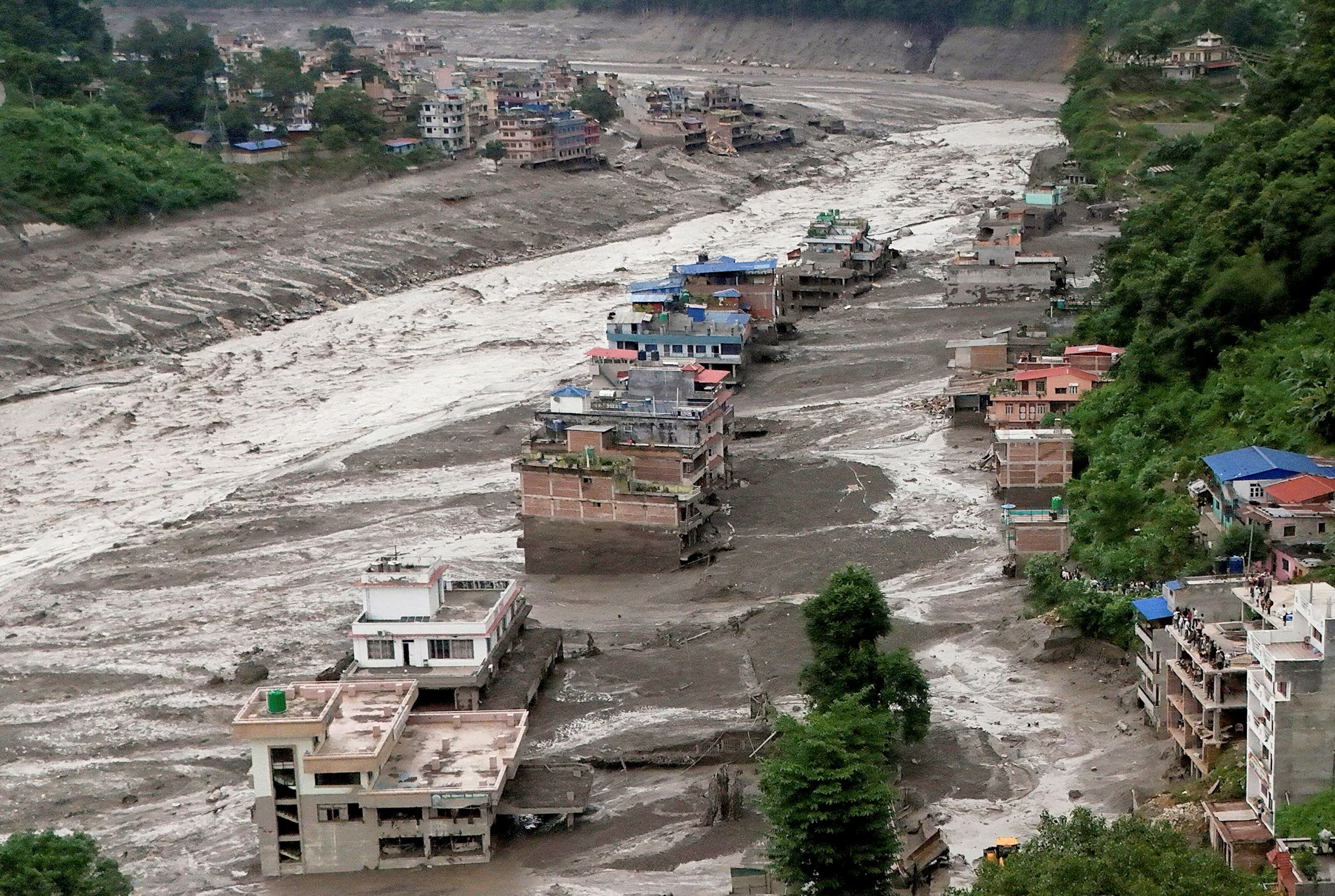 24 Canadians Among Hundreds Missing After Deadly Flash Flood in Nepal